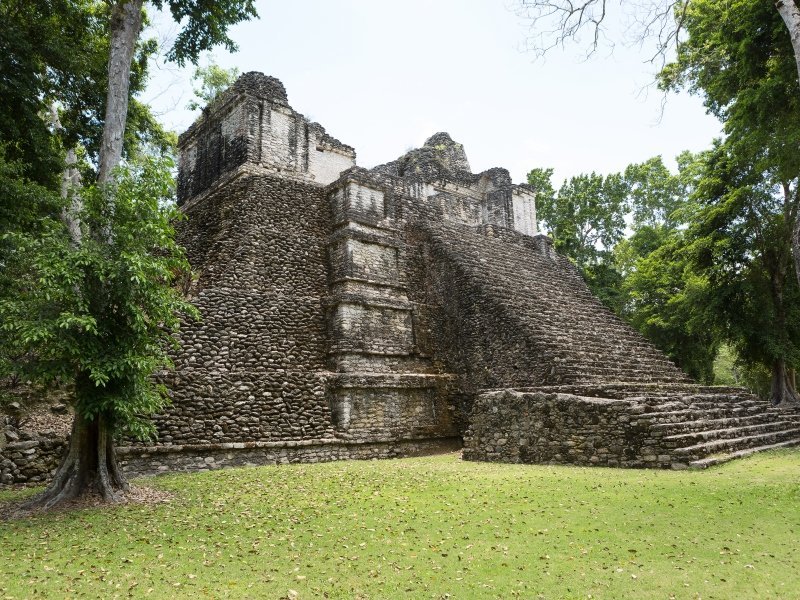 Die 16 schönsten Maya Tempel in Mexiko: Eine Entdeckungsreise durch die Geschichte 17 Dzibanche - Mexiko Individual