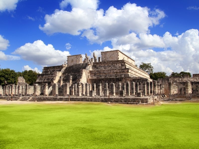 hichen itza maya tempel warriors temple los guerreros - Mexiko Individual